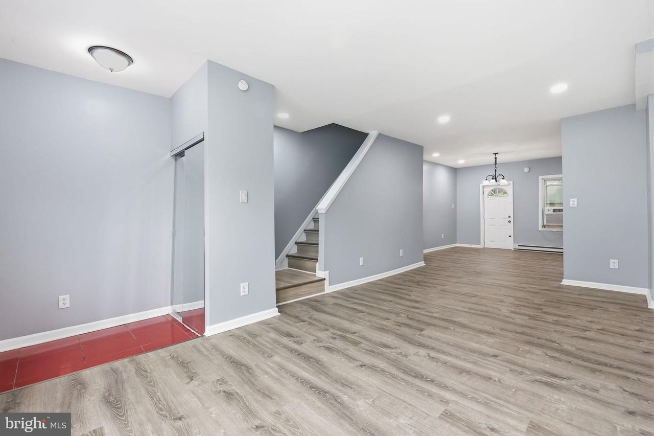 140 W Ashdale St - Photo 4 of 17