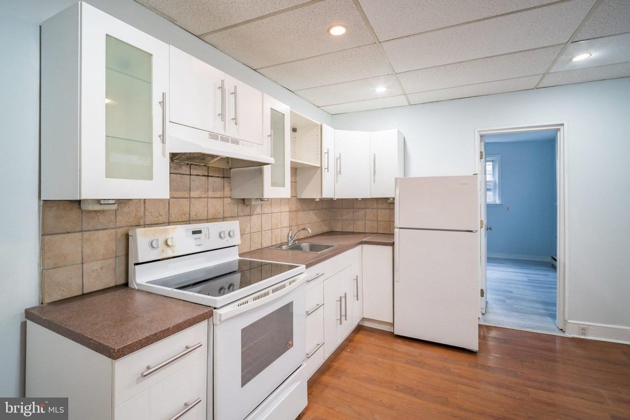1161 S 12th St #B - Photo 7 of 13