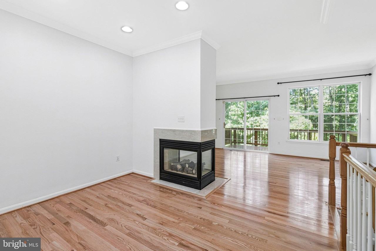 6490 Tayack Pl - Photo 7 of 47