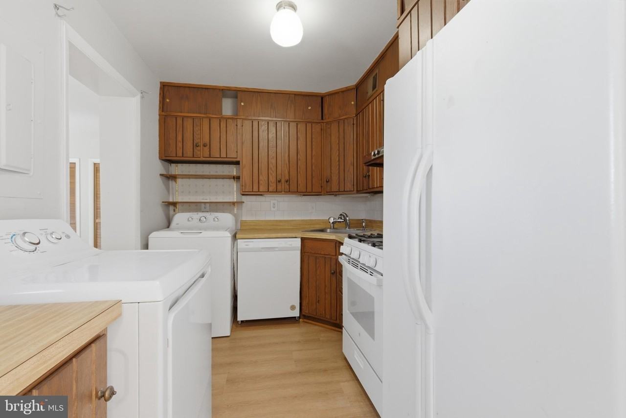 1813 Olmstead Dr - Photo 6 of 22