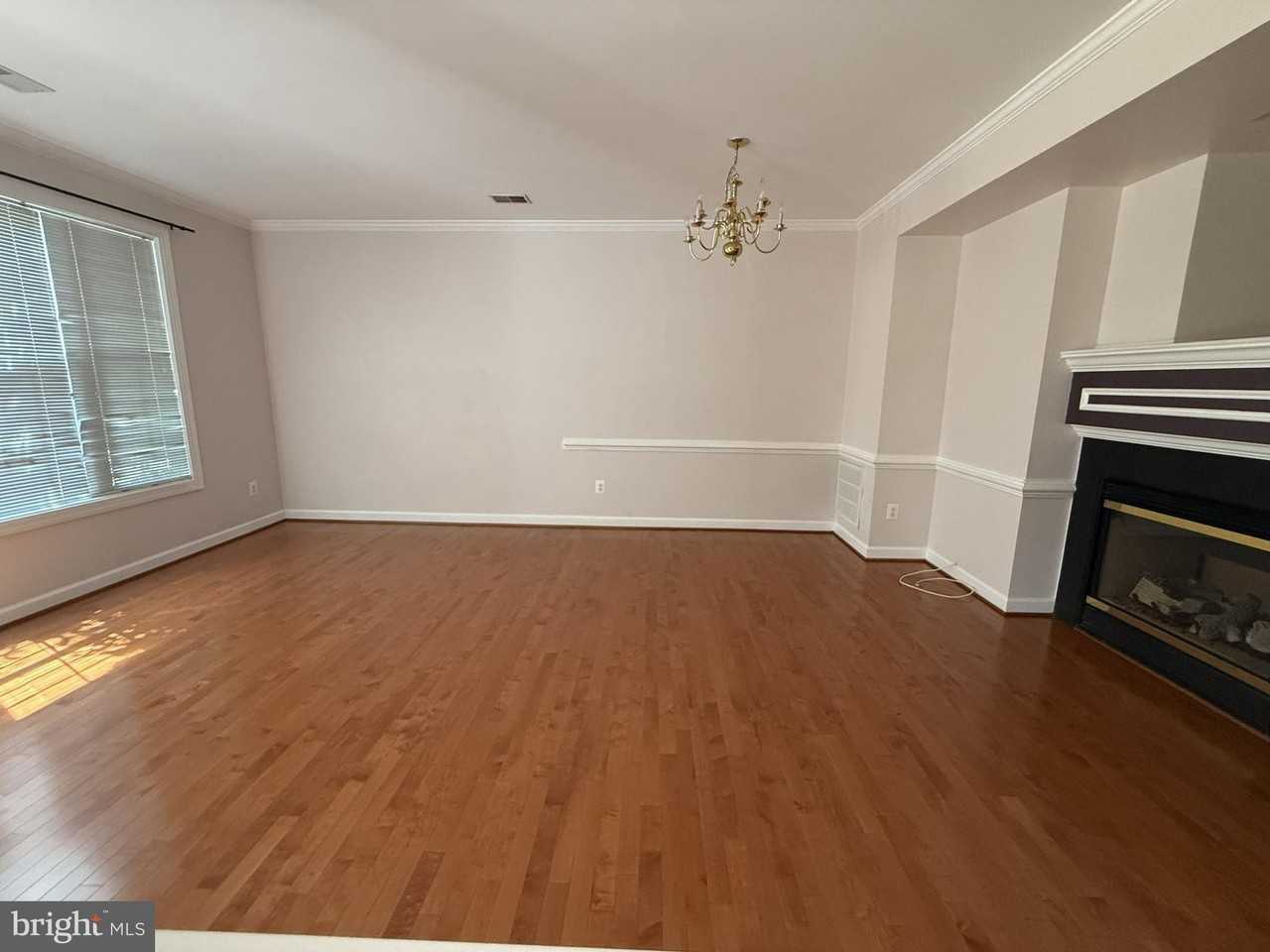 12854 Marblestone Dr - Photo 5 of 23