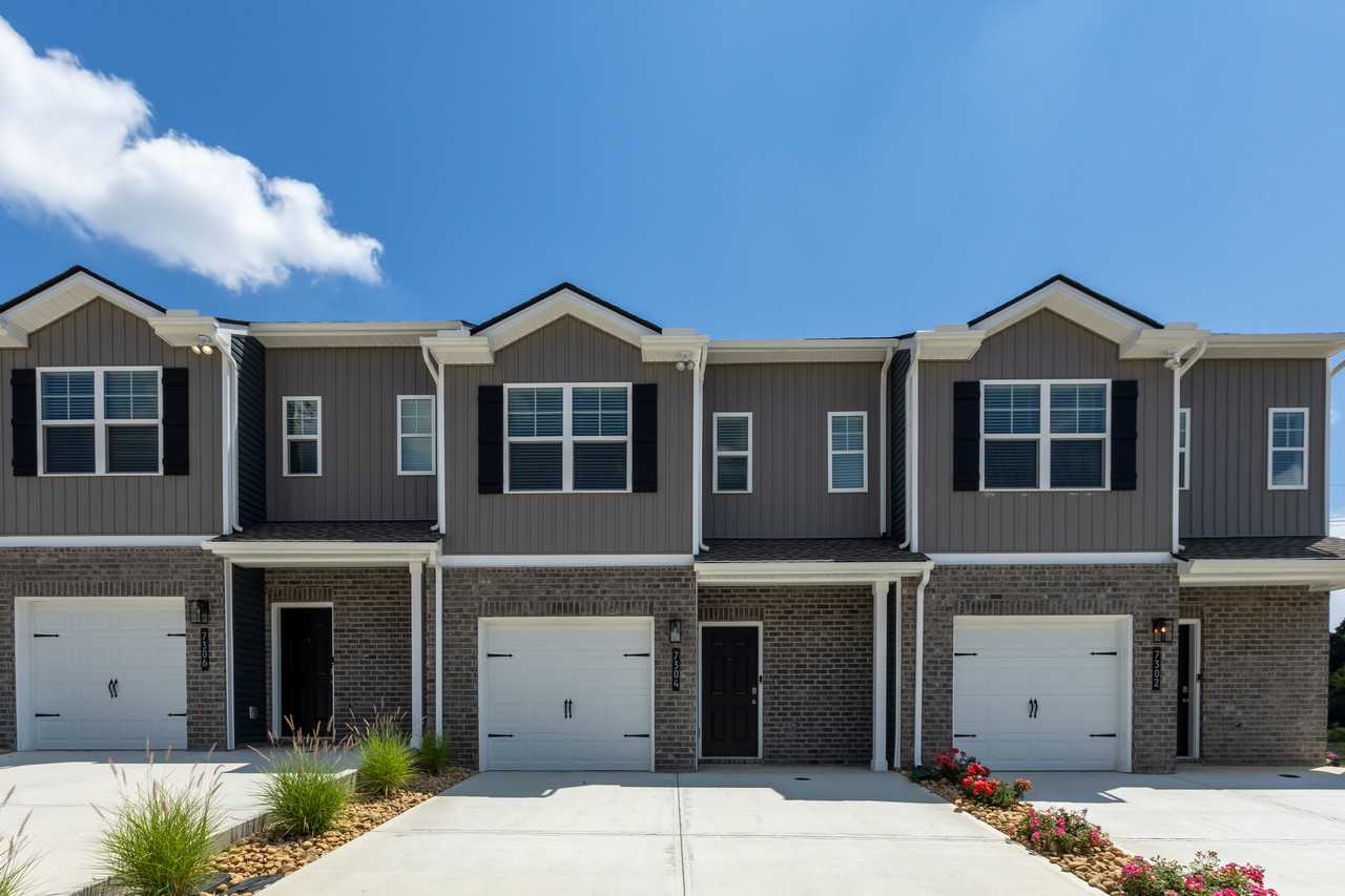The Reserve at Three Ridges Townhomes for Rent - Photo 4 of 24