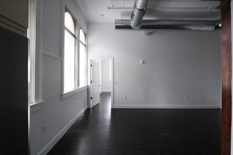 132 Temple St #201 - Photo 4 of 14