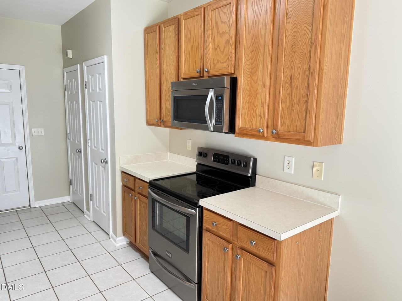 1414 Crimson Creek Dr - Photo 6 of 14