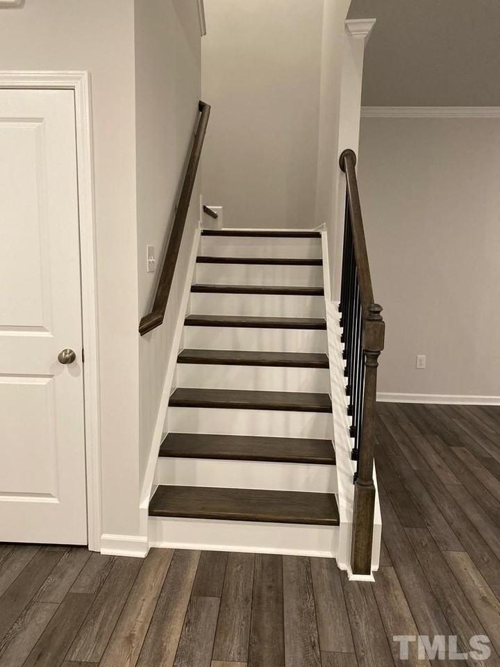 1014 Gemma Dr - Photo 3 of 28