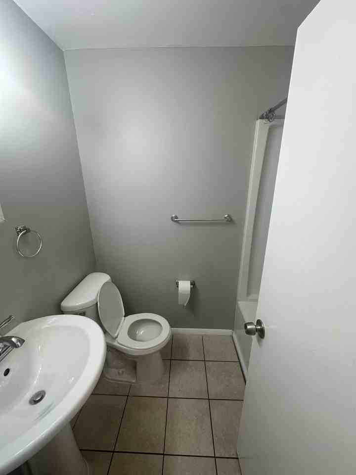 3027 S 72nd St 2nd Fl #2ndFL - Photo 6 of 18