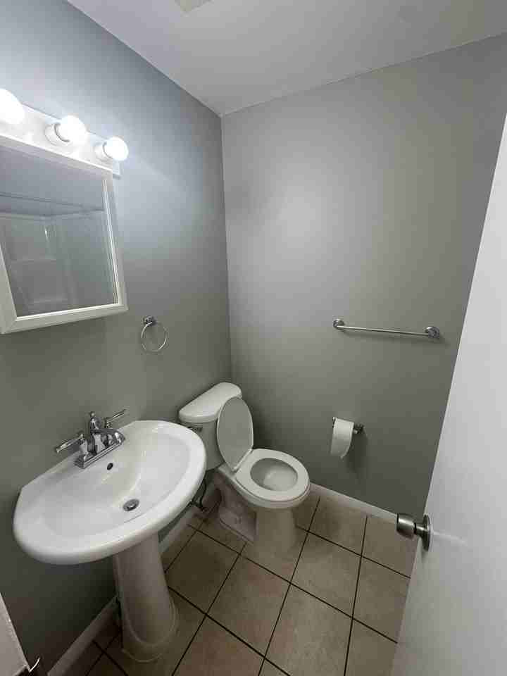 3027 S 72nd St 2nd Fl #2ndFL - Photo 7 of 18