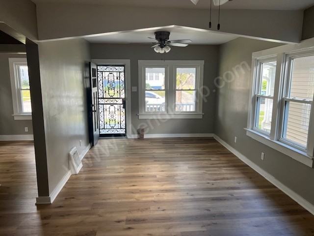 811 Florence Ave #1 - Photo 3 of 8