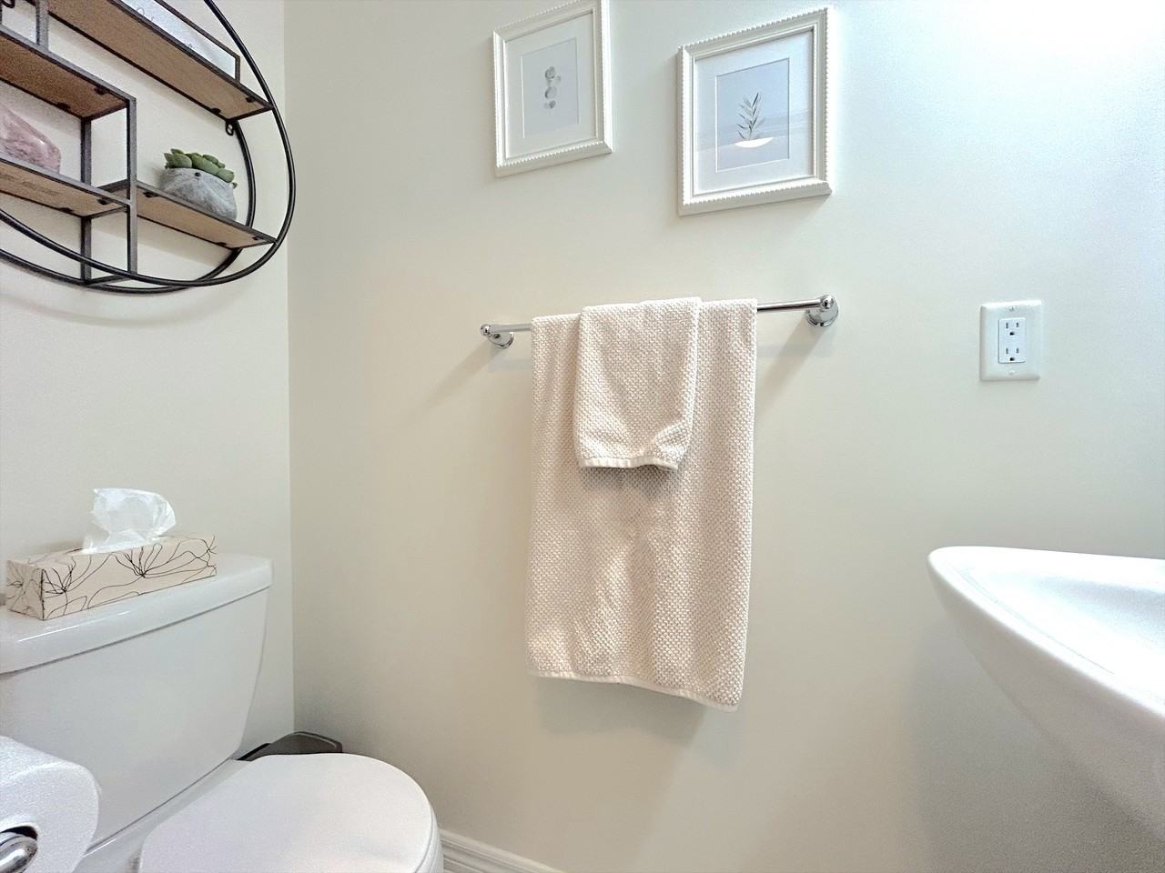 3833 Tufgar Crescent - Photo 7 of 50