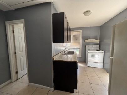 444 Duray St #1 - Photo 3 of 17
