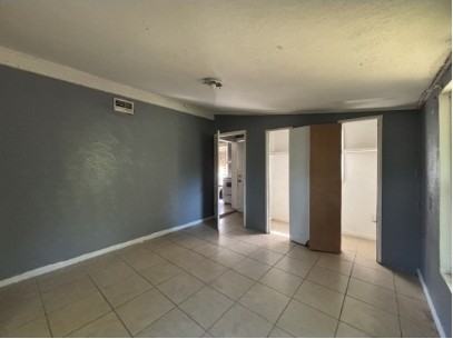 444 Duray St #1 - Photo 6 of 17