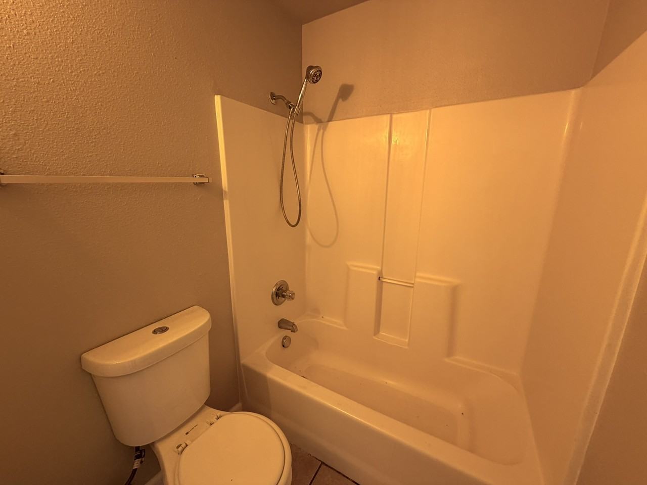 Downey Ave #2 - Photo 5 of 11