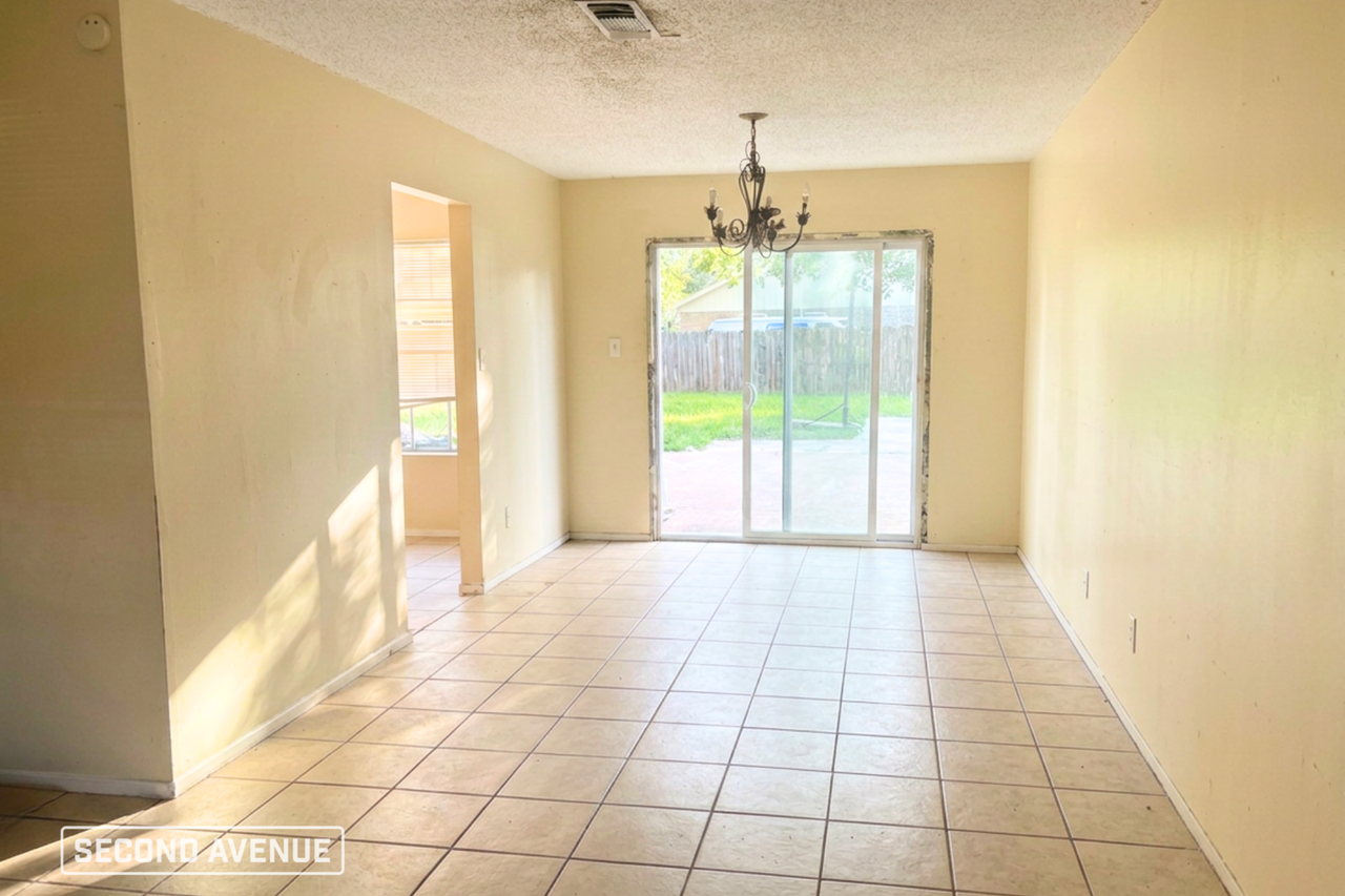 15802 Ridgecroft Rd - Photo 5 of 19