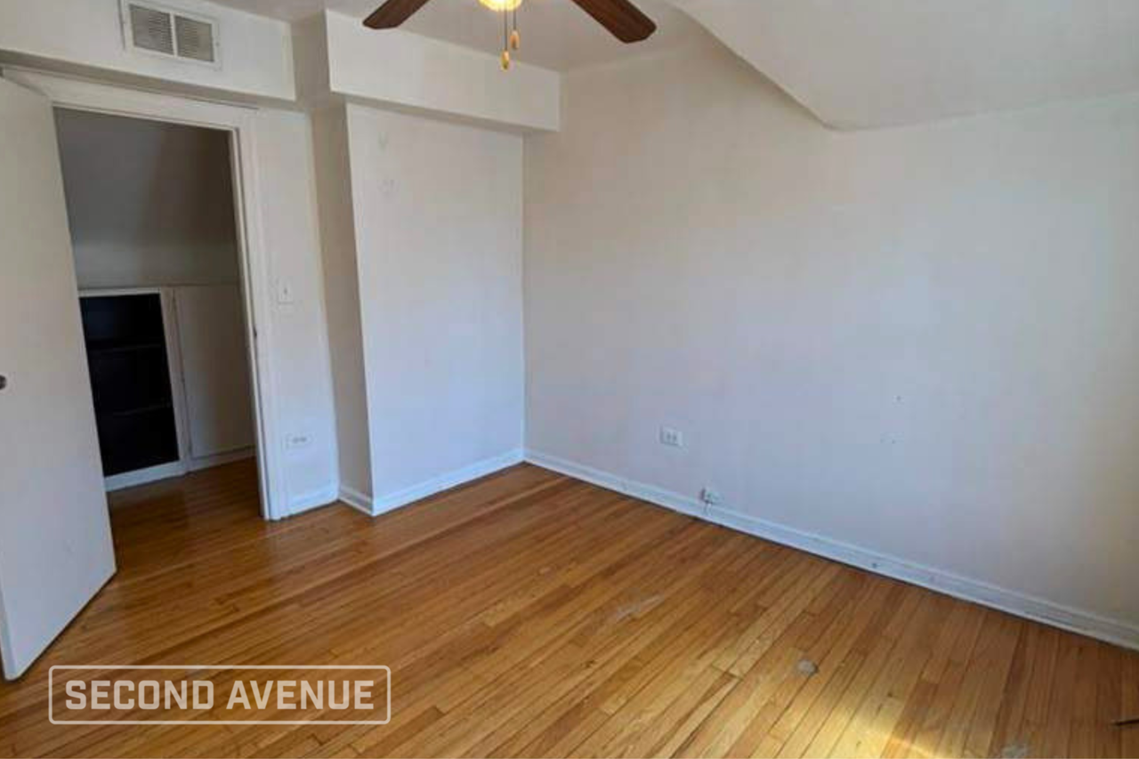 9424 S Champlain Ave - Photo 5 of 20