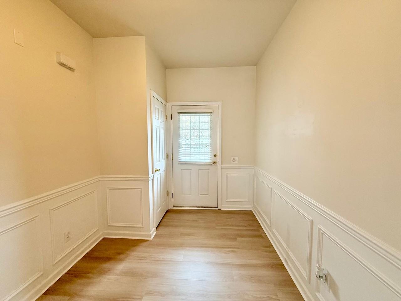 10212 Garmoyle St #1 - Photo 2 of 23