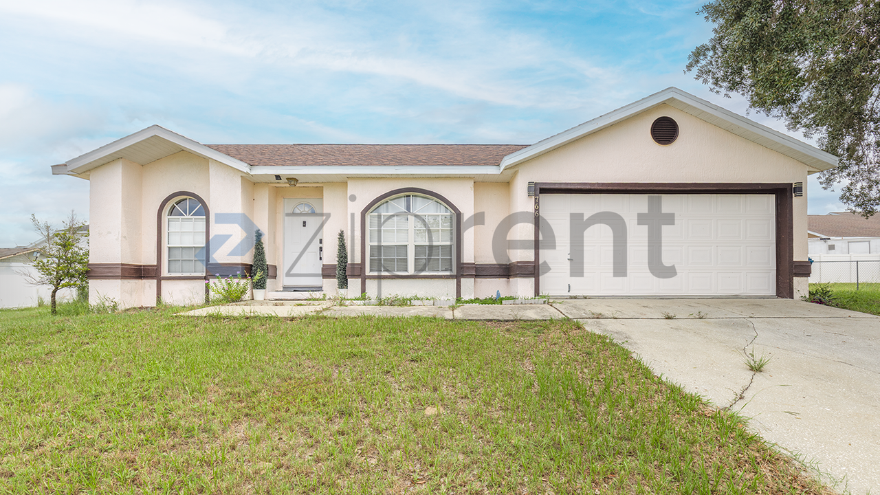 766 Hunt Dr