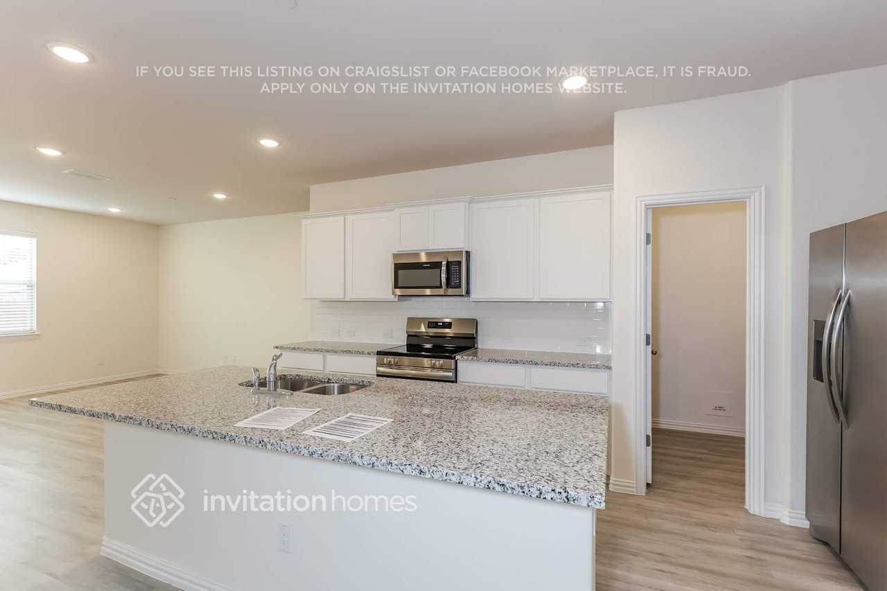 6442 Blue Trl - Photo 6 of 24