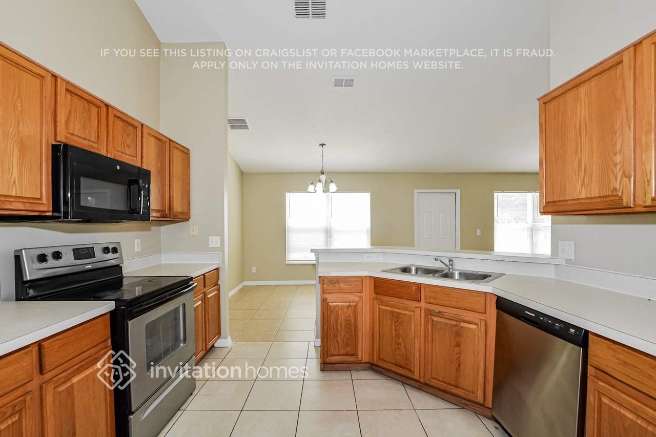 364 Marquee Dr - Photo 7 of 17