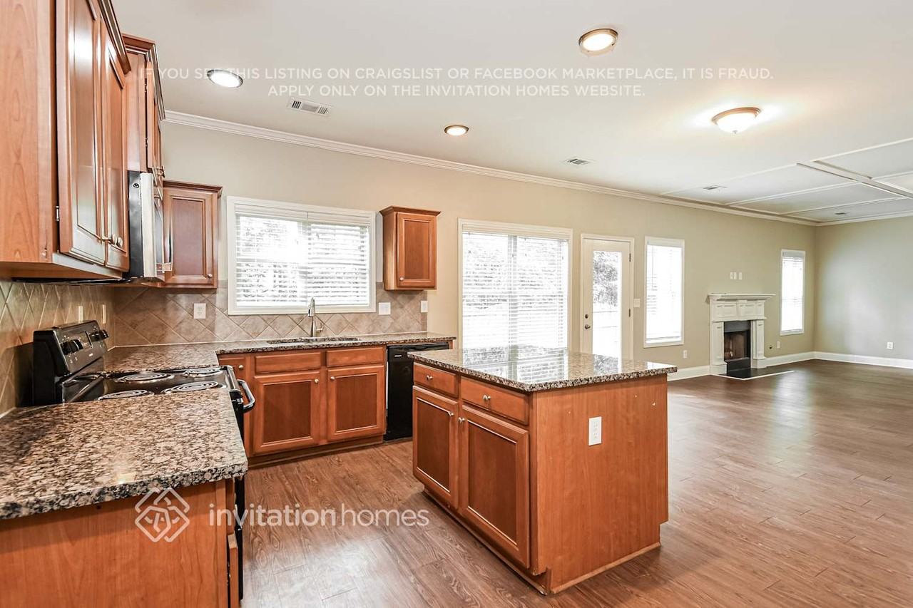 3555 Autumn Brooke Ct - Photo 6 of 18
