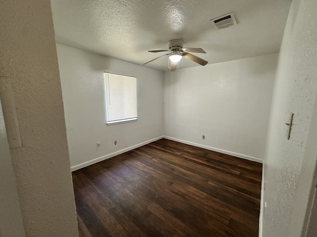 4009 Milton St #A - Photo 3 of 6