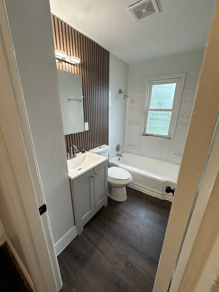 330 N Floridale Ave #1 - Photo 5 of 18