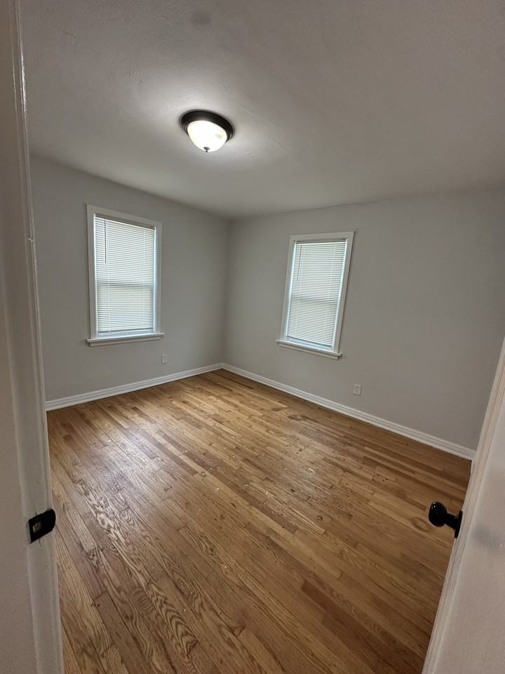 330 N Floridale Ave #1 - Photo 6 of 18