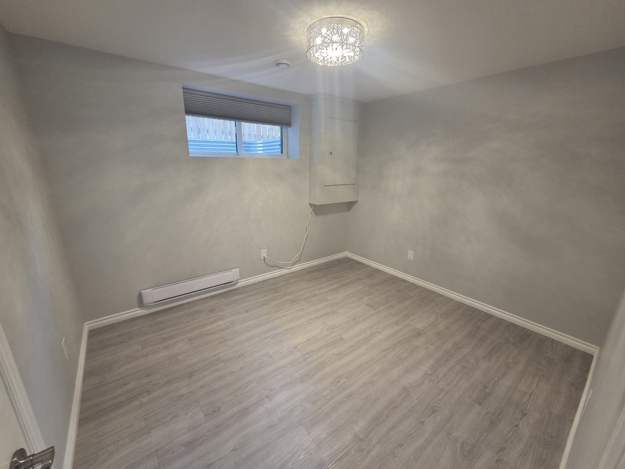 112 Ash Street - Basement Unit - Photo 2 of 13
