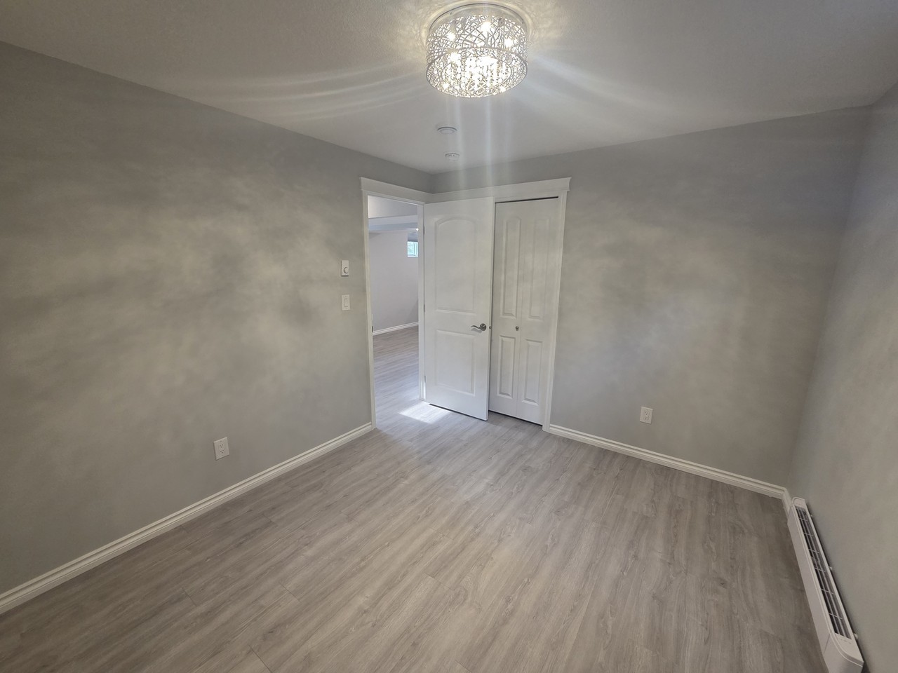 112 Ash Street - Basement Unit - Photo 3 of 13