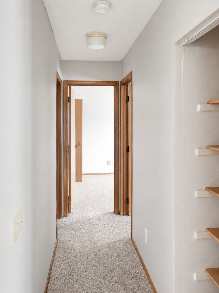 Miltona Apartments - Photo 6 of 18