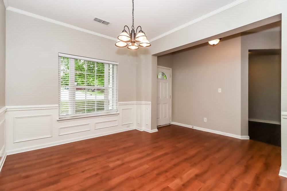 3815 Green Pasture Rd - Photo 7 of 17