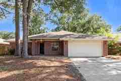 18718 Cleeve Close - Photo 1 of 1