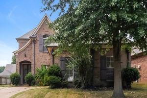 featured image of 5061 Thornebrook Cv