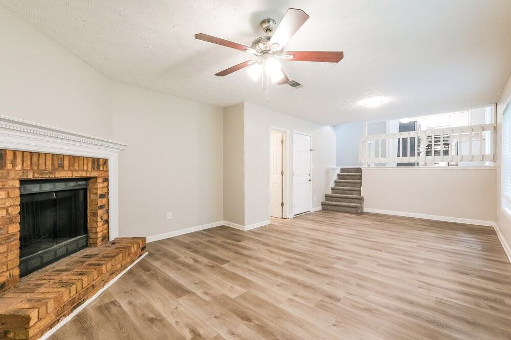 233 Northbridge Dr - Photo 6 of 16
