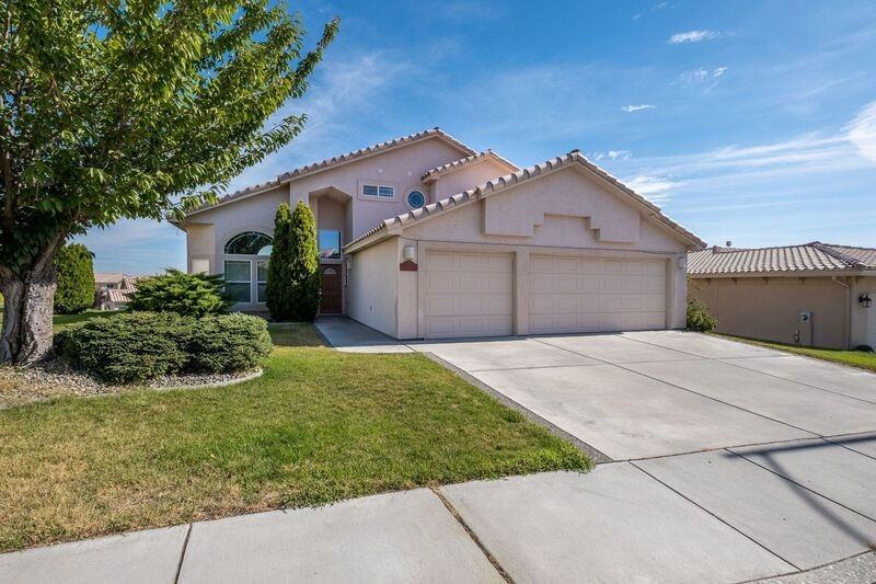 8812 W Rio Grande Ave