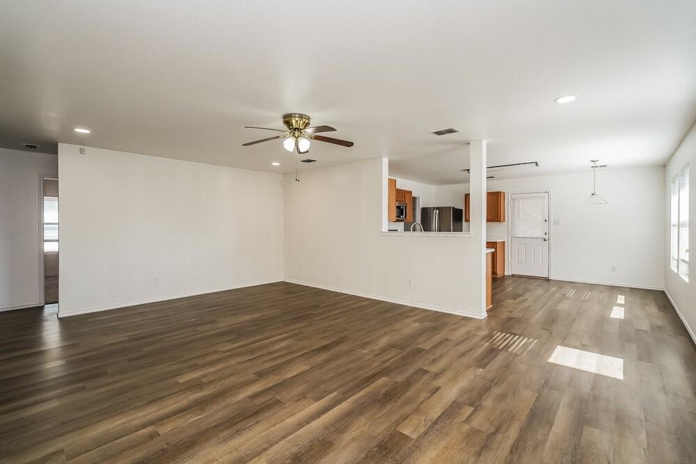 5328 Lava Rock Dr - Photo 4 of 16