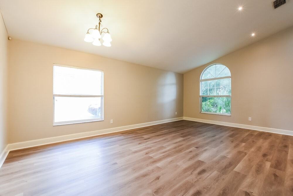 4201 Shadow Creek Cir - Photo 3 of 16