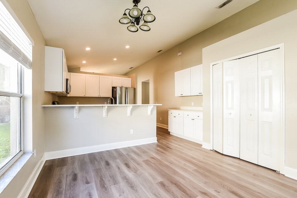 4201 Shadow Creek Cir - Photo 6 of 16