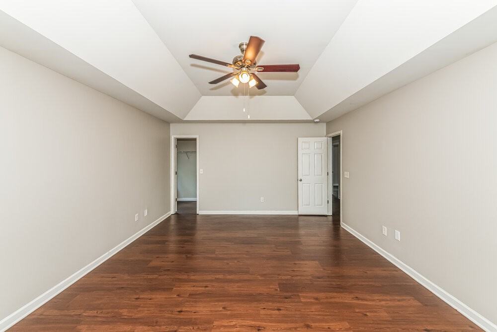 6412 Willowlawn Dr - Photo 6 of 17