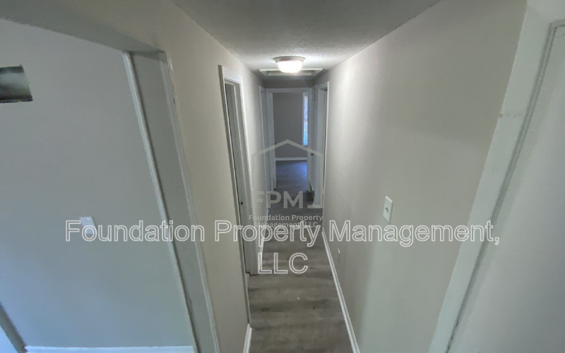 3840 Mccain Rd - Photo 5 of 11