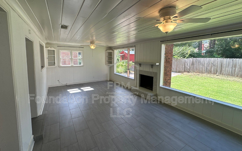 3568 Philwood Ave - Photo 7 of 21
