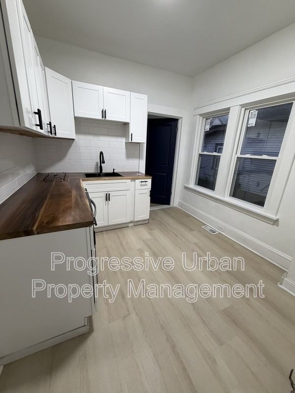 2016 Halstead Ave - Photo 4 of 29
