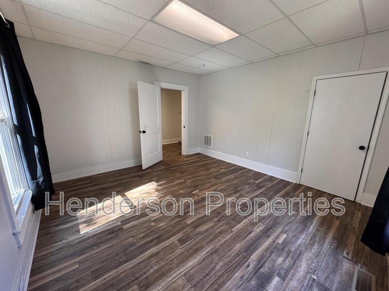 1022 5th St - Photo 7 of 11