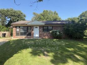 1570 Mendell Dr - Photo 1 of 1