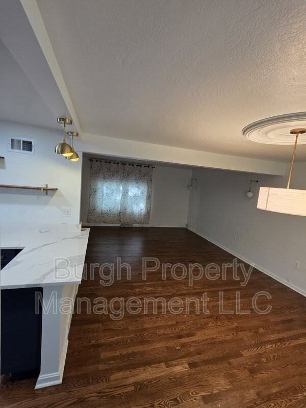 1520 Hatteras St - Photo 7 of 17