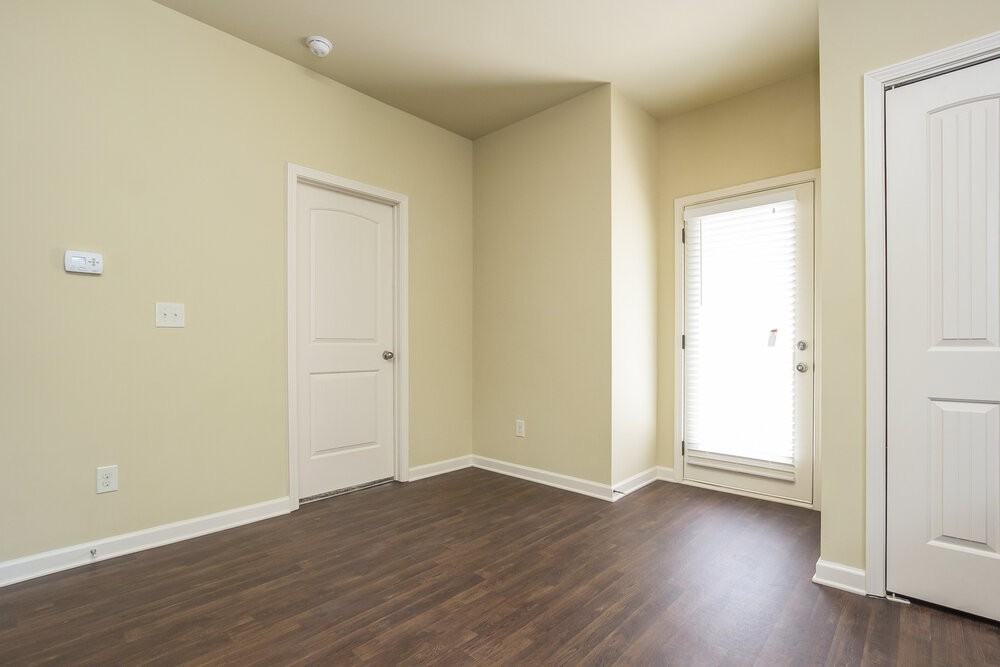 534 Lobdale Falls Dr - Photo 5 of 18