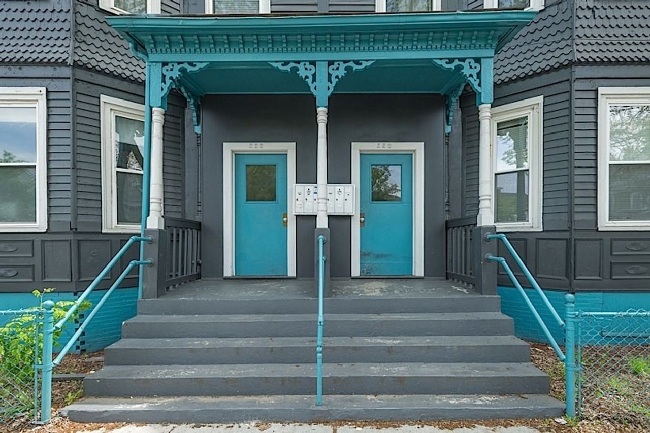 220 Prospect St - Photo 7 of 9