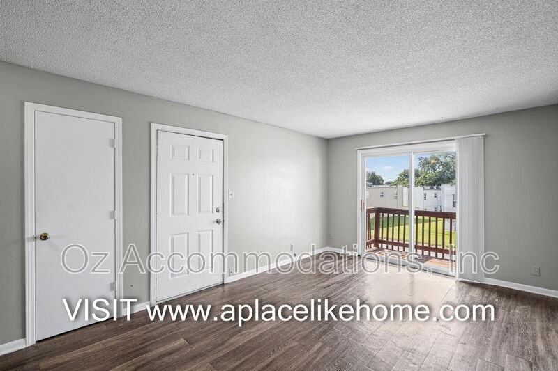 8201 Spring Valley Rd - Photo 4 of 29
