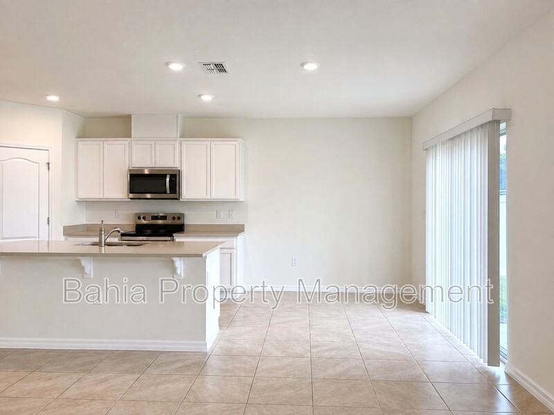 869 Ambleside Dr - Photo 6 of 20