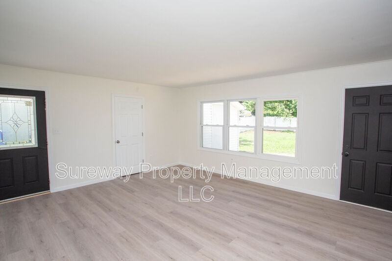 73 Somerset Dr - Photo 7 of 38