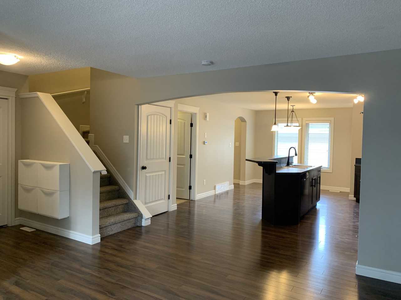 823 Valour Mews Nw - Photo 3 of 26